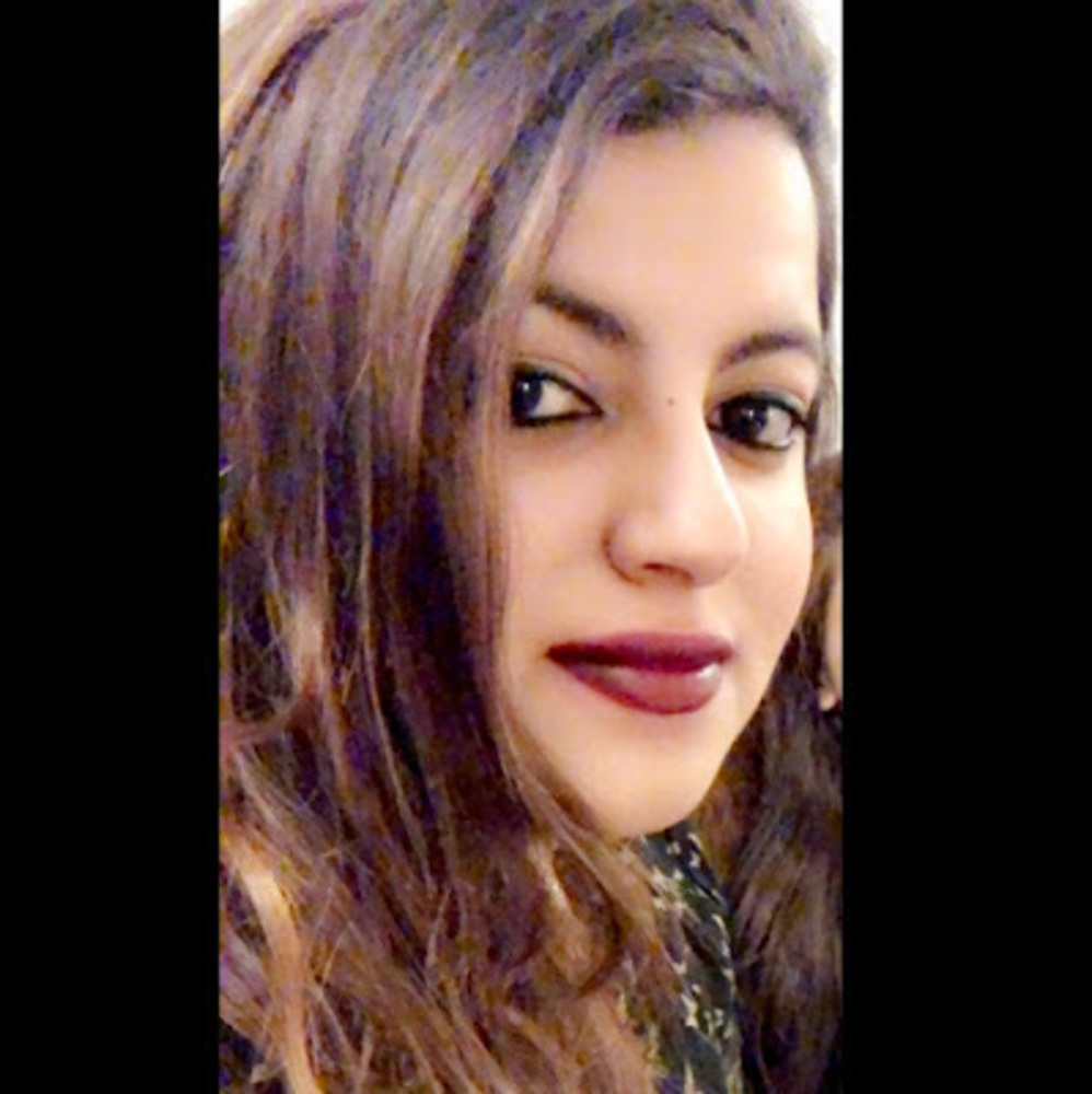 Meet your Posher, Ritika